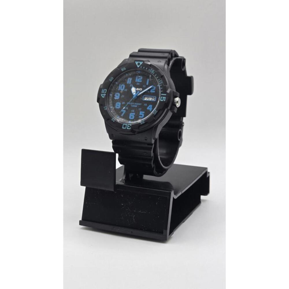 Casio MRW200H-2BV Quartz Dive Watch 10ATM Resin Band Black Blue New